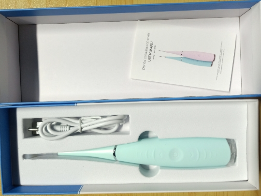 Electric Teeth Cleaning Kit1